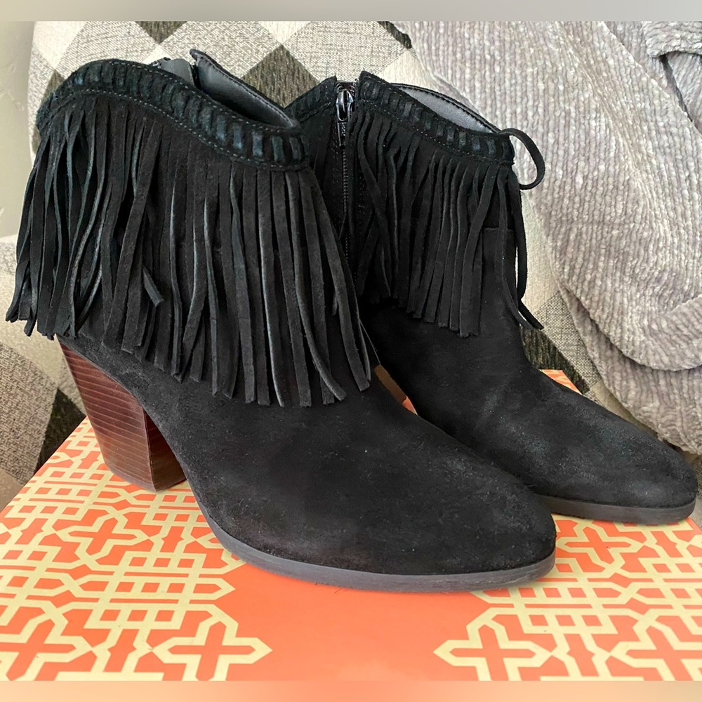 Gianni Bini Let’s Roll ankle boots size 9 Black Suede EUC🖤